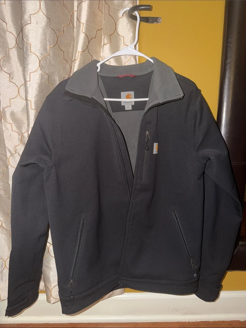 Carhartt Black Softshell Performance Jacket with Gray Lining – Great Condition